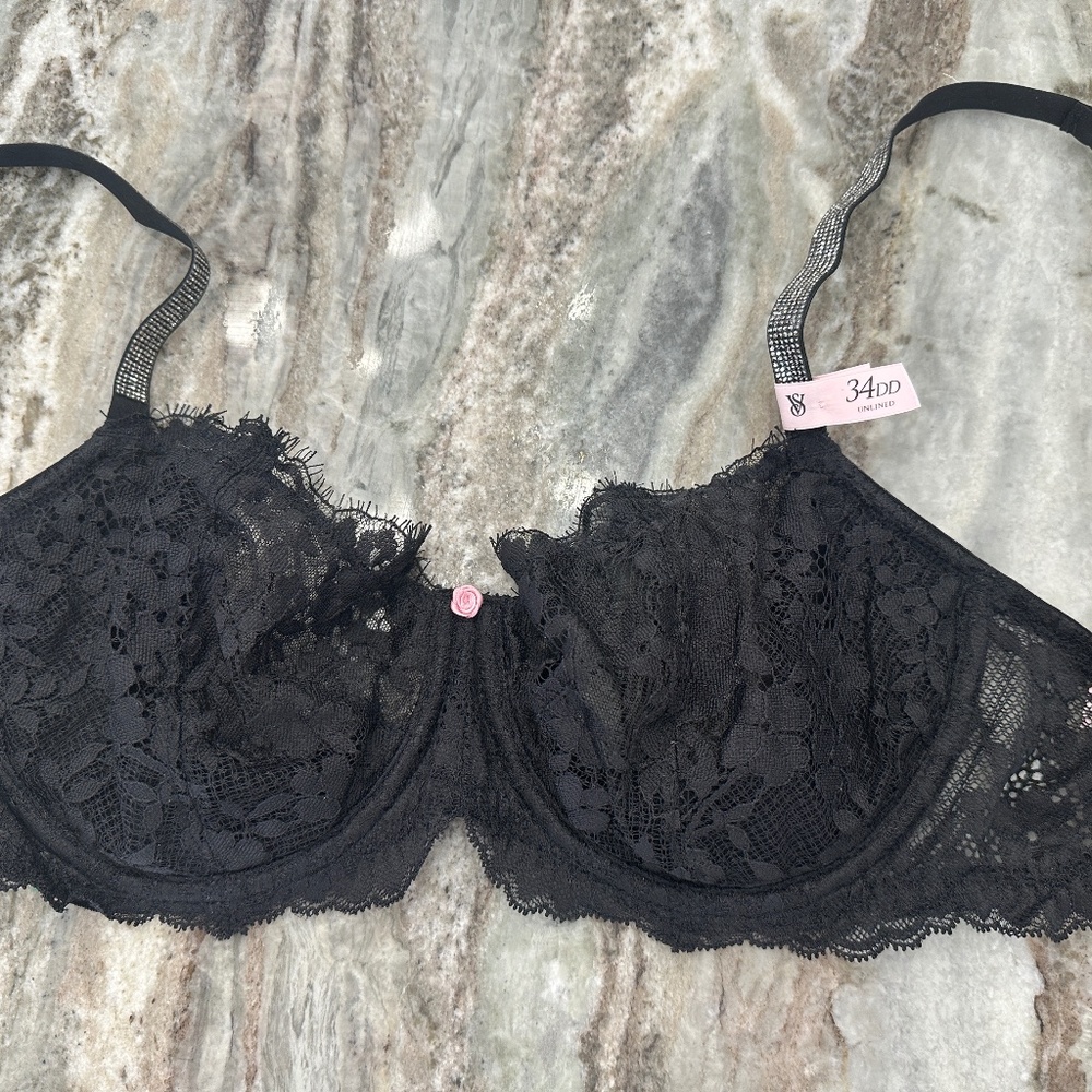 NWT Victoria's Secret Lace Bra